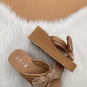 Tie Knot Foam Wedges