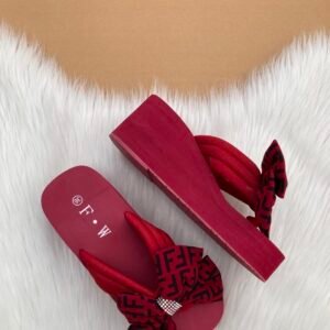 Pearl Badge Foam Wedges