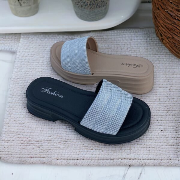 Shiny Strap Softee