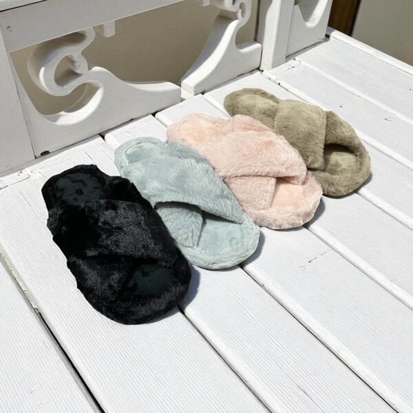 Cross Fur Slides