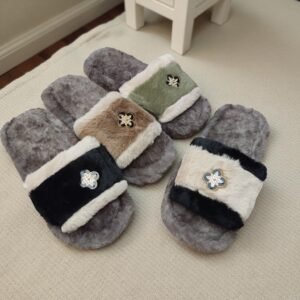 Studs Fur Slides