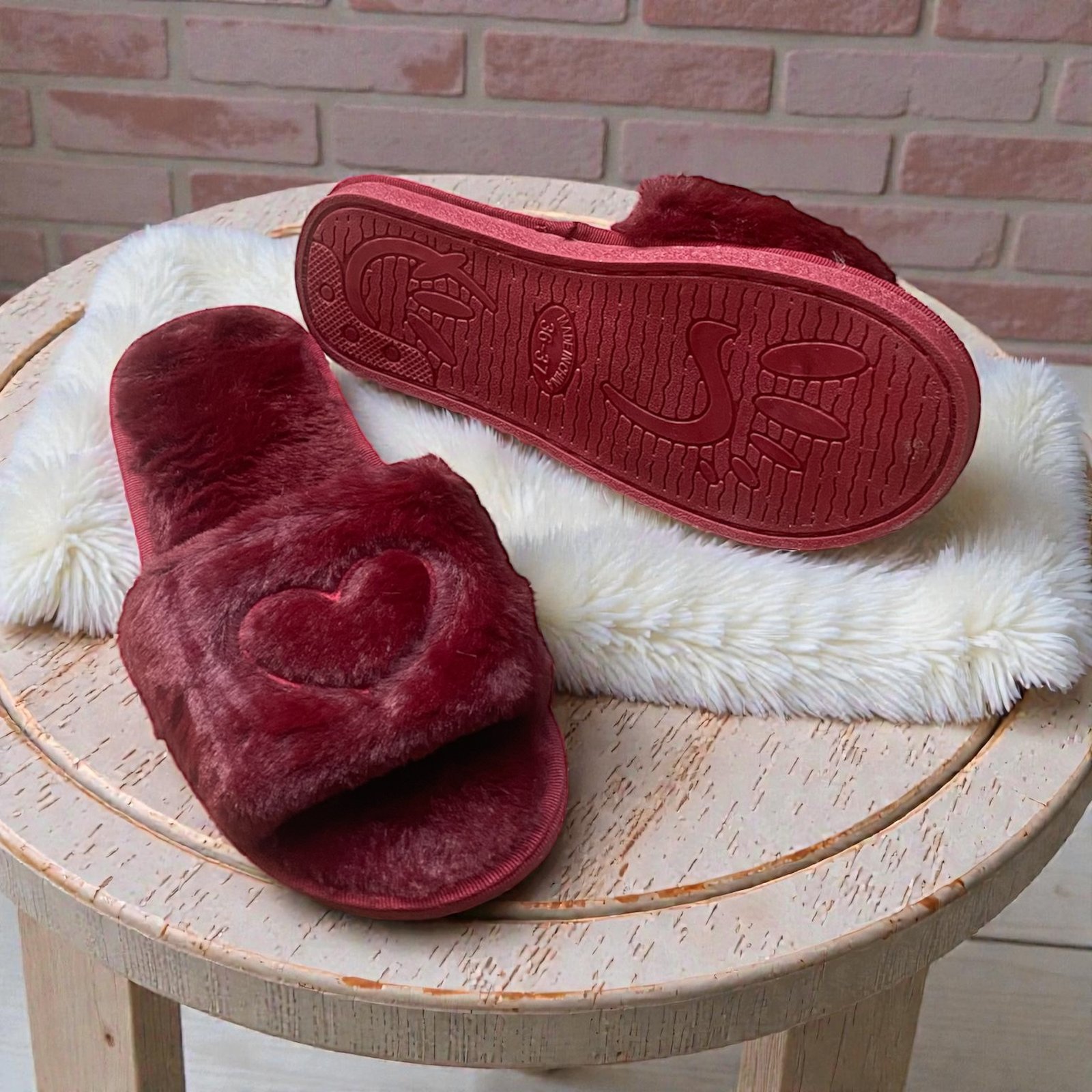 Heart Fur Slides-Meroon