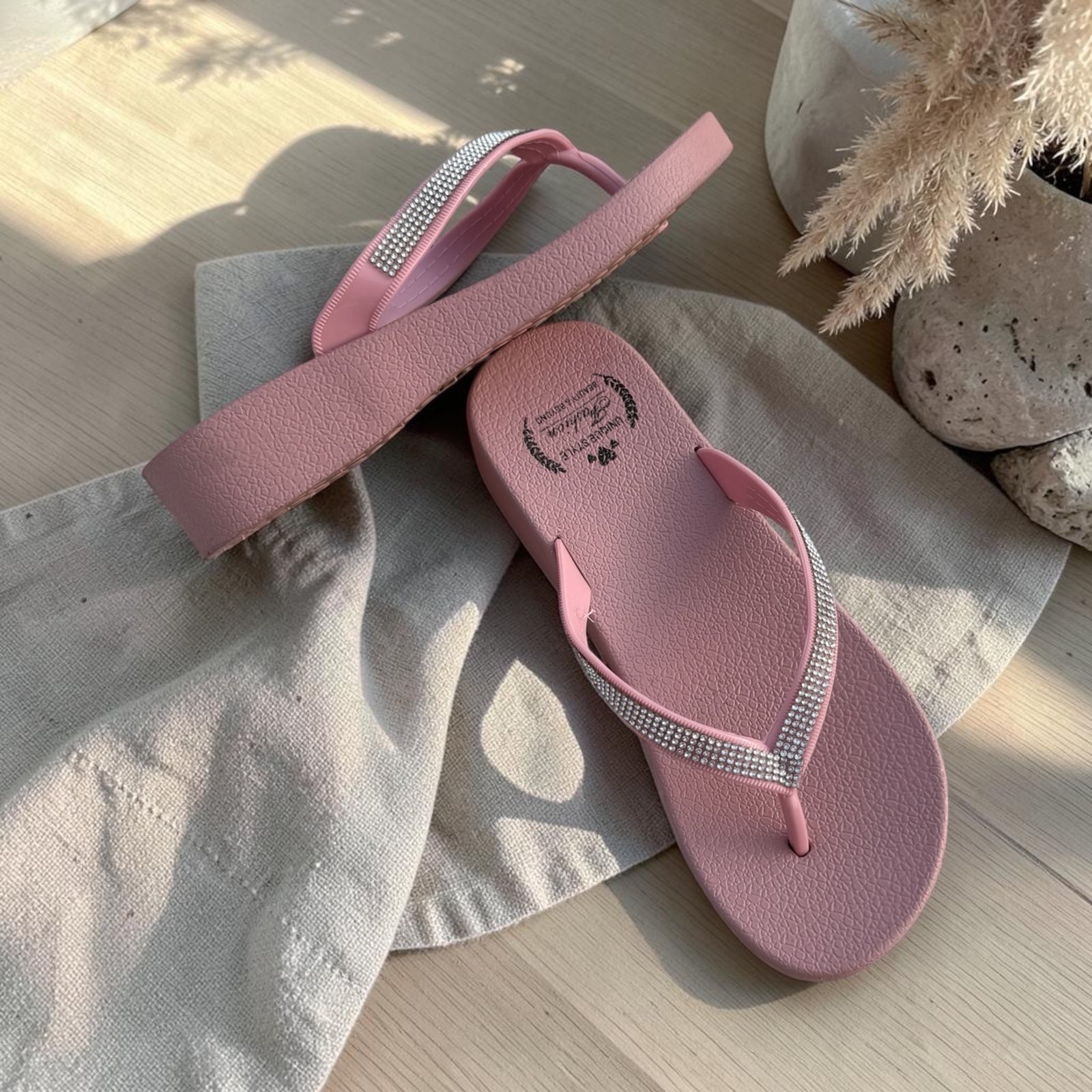 Crystal Strap Flip Flop Pink